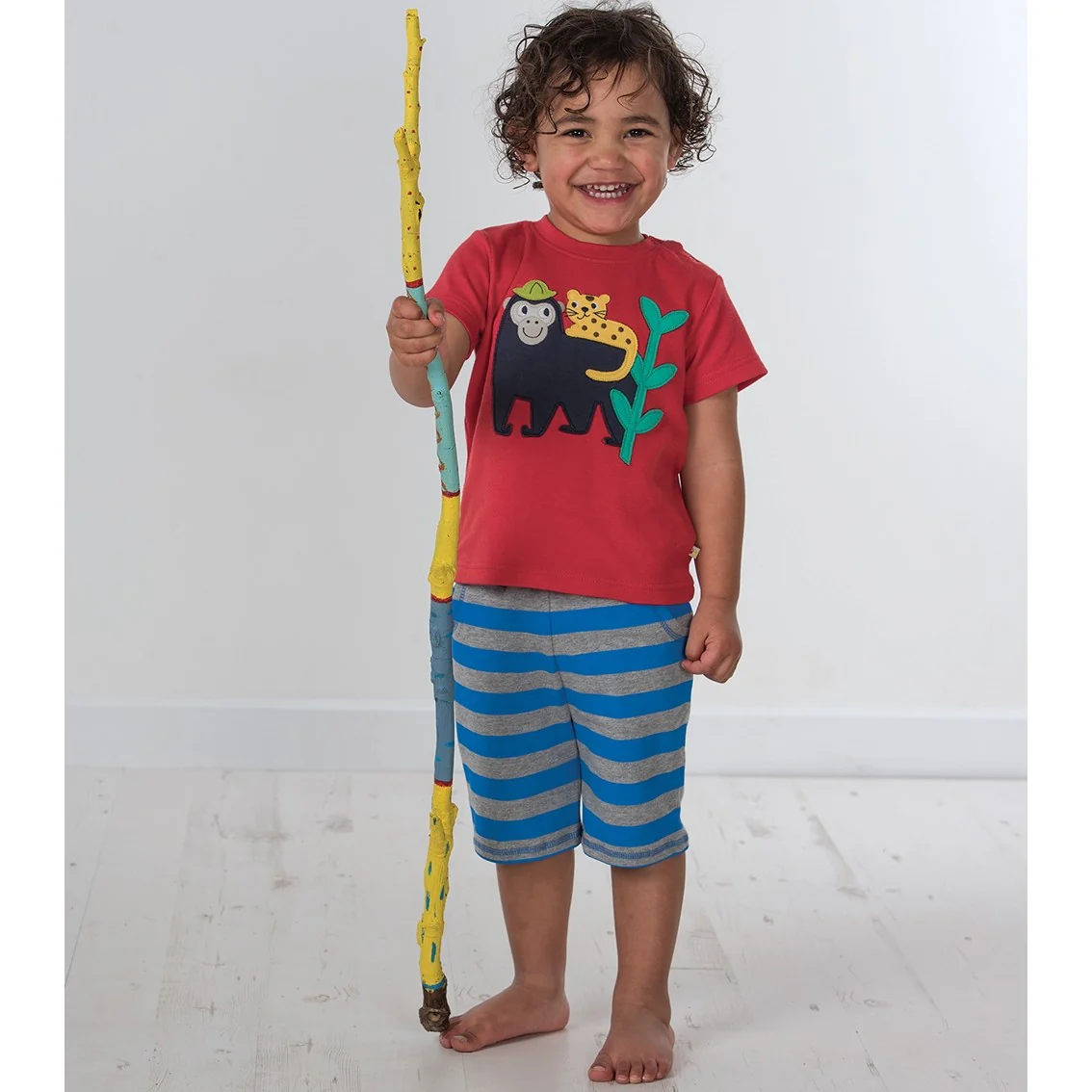 Shorts mit Affe von Frugi - Image 3